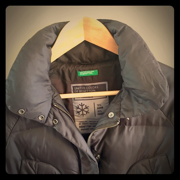 Benetton. Warm black winter coat. No hood. - Picture 1 of 4